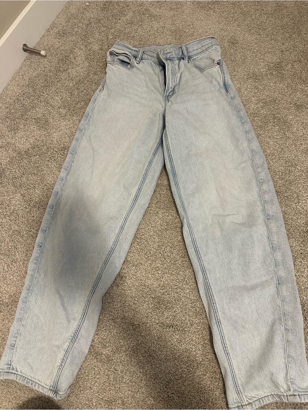 American Eagle Outfitters Light Wash Strigid Jeans - Light Blue